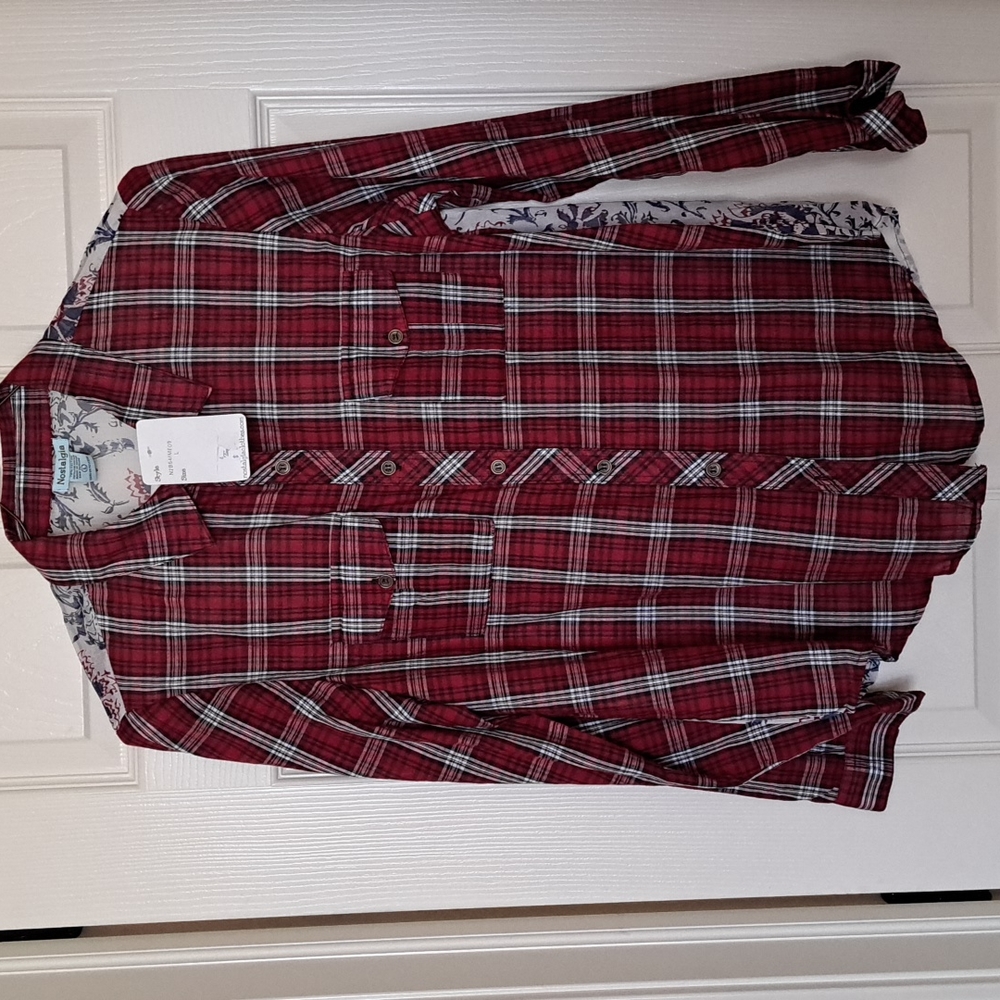 Nwt Nostalgia Shirt